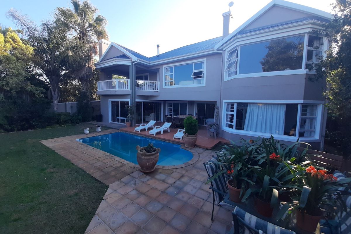 Five Bedroom House in Kleinemonde - Photo 5