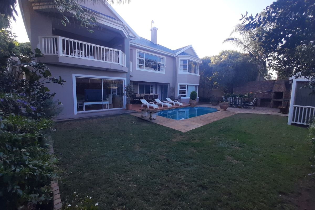 Five Bedroom House in Kleinemonde - Photo 3