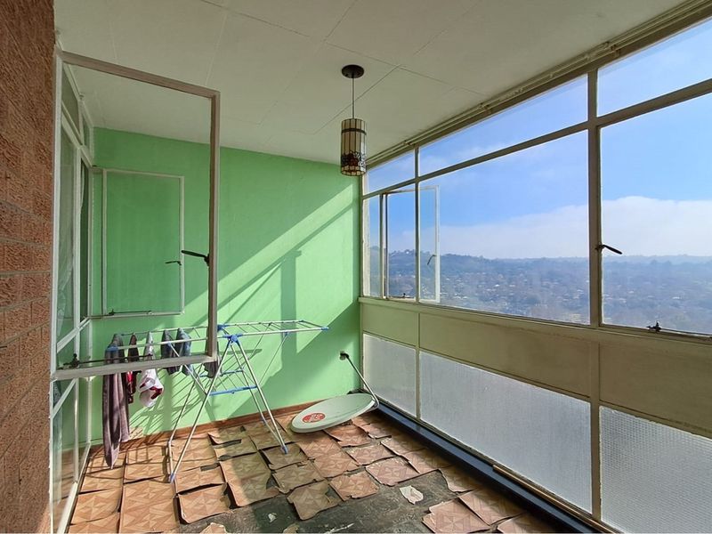 1 Bed Flat Apartment for sale in Kensington Johannesburg - Photo 8
