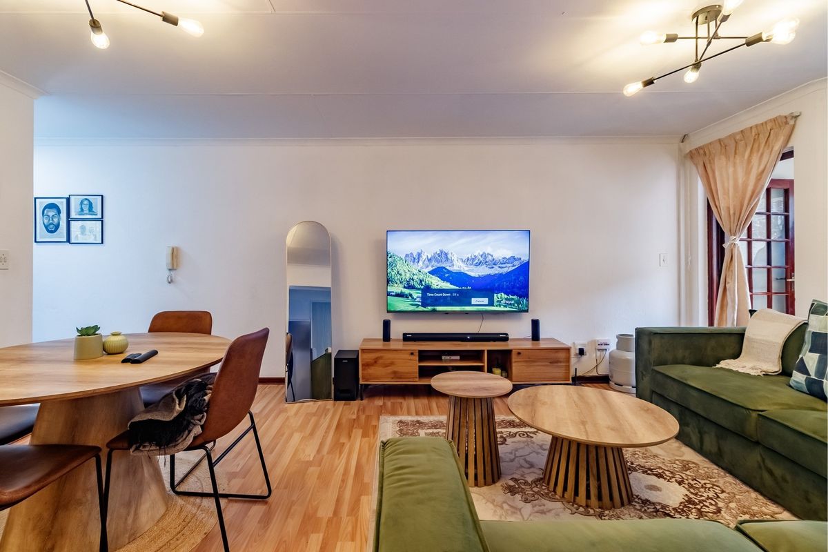 2 Bedroom Apartment For Sale in Morningside - Photo 2