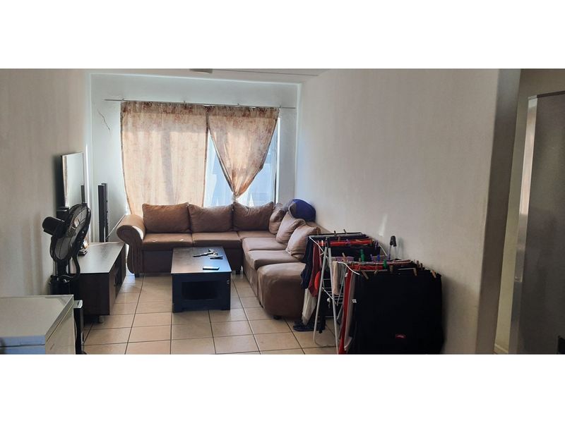 Fully Tenanted, Three-Unit Portfolio in 24-Hour Secure Complex - Photo 3