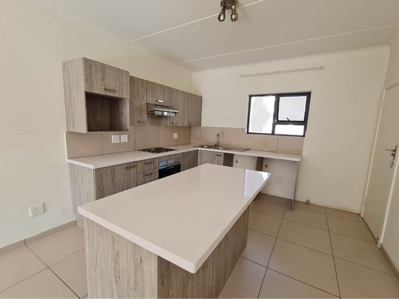 2 Bedroom,1 Bath apartment for Rent in Carlswald - Photo 5