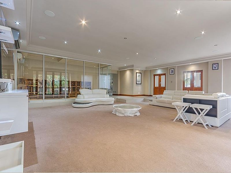 House For Sale in Bedfordview - Photo 8