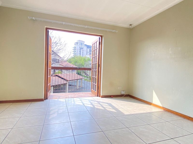 2 Bedroom Apartment For Sale in Morningside - Photo 4