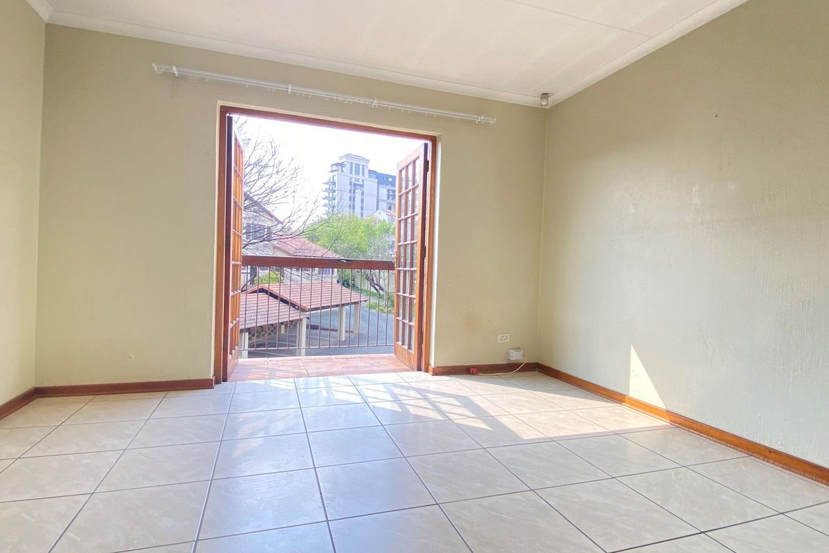 2 Bedroom Apartment For Sale in Morningside - Photo 4