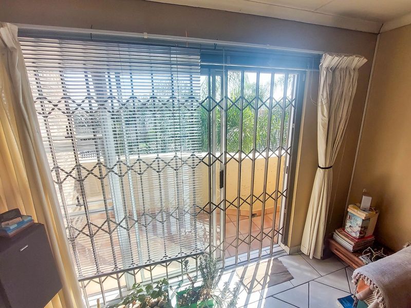 Under offer - Photo 6