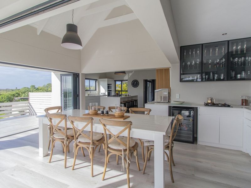 Luxury Country Living- Farmstyle -Langebaan - Photo 2