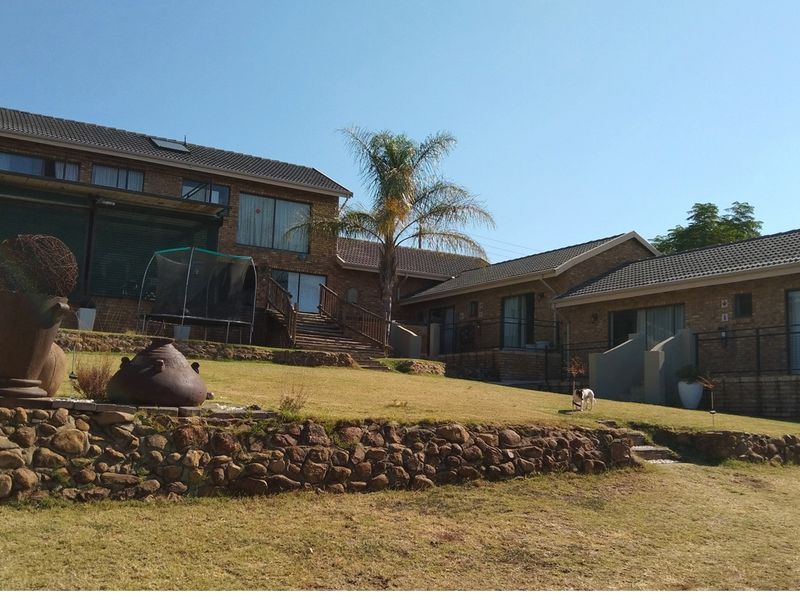 Bold Luxury with Spectacular 180 Degree Vaaldam Views - Photo 2