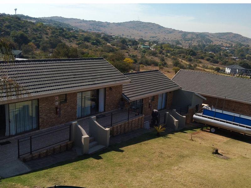 Bold Luxury with Spectacular 180 Degree Vaaldam Views - Photo 3