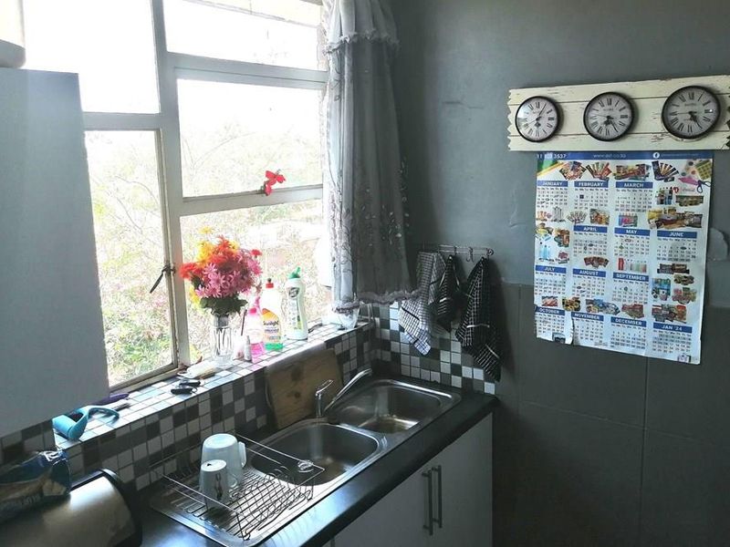 Vanderbijlpark * SE 1 * 2 Bedroom Flat * Kitchen * Bathroom * Lounge * Garage * Balcony - Photo 8