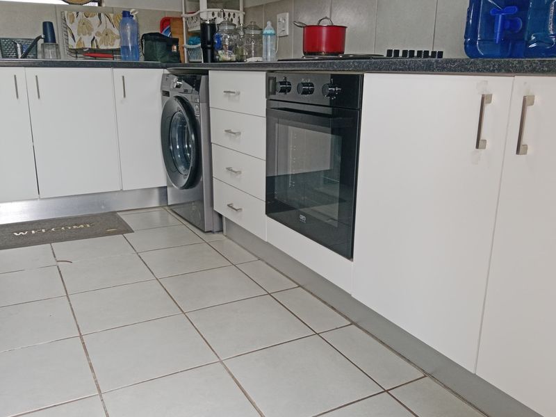 Stunning 3-Bedroom Ground Floor Home for Sale in Villa Clari Estate! - Photo 10