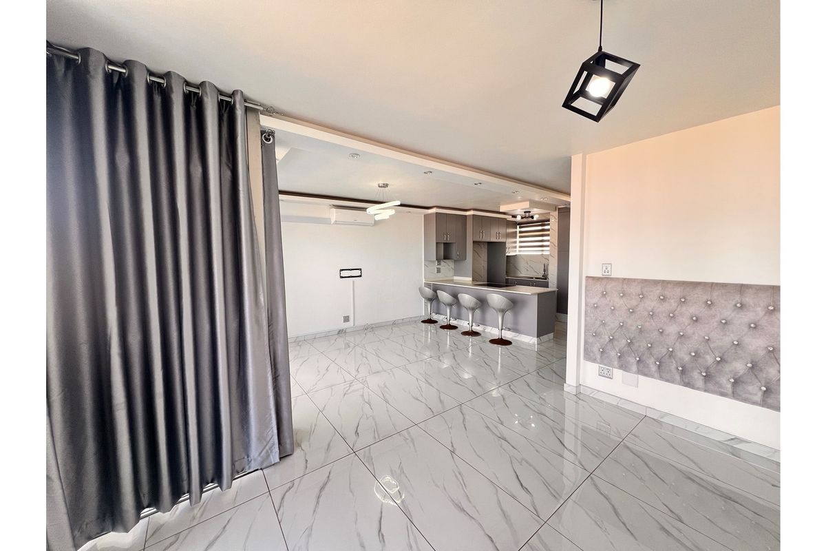 "Coastal Living: Modern South Beach Gem Awaits!" - Photo 4