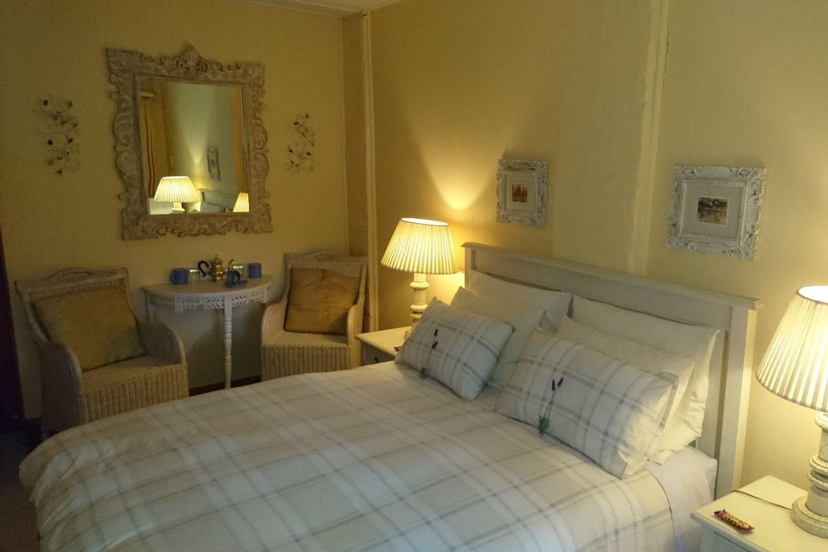 COMMERCIAL PROPERTY GRANNY MOUSEHOUSE FOR SALE HOGSBACK - Photo 2