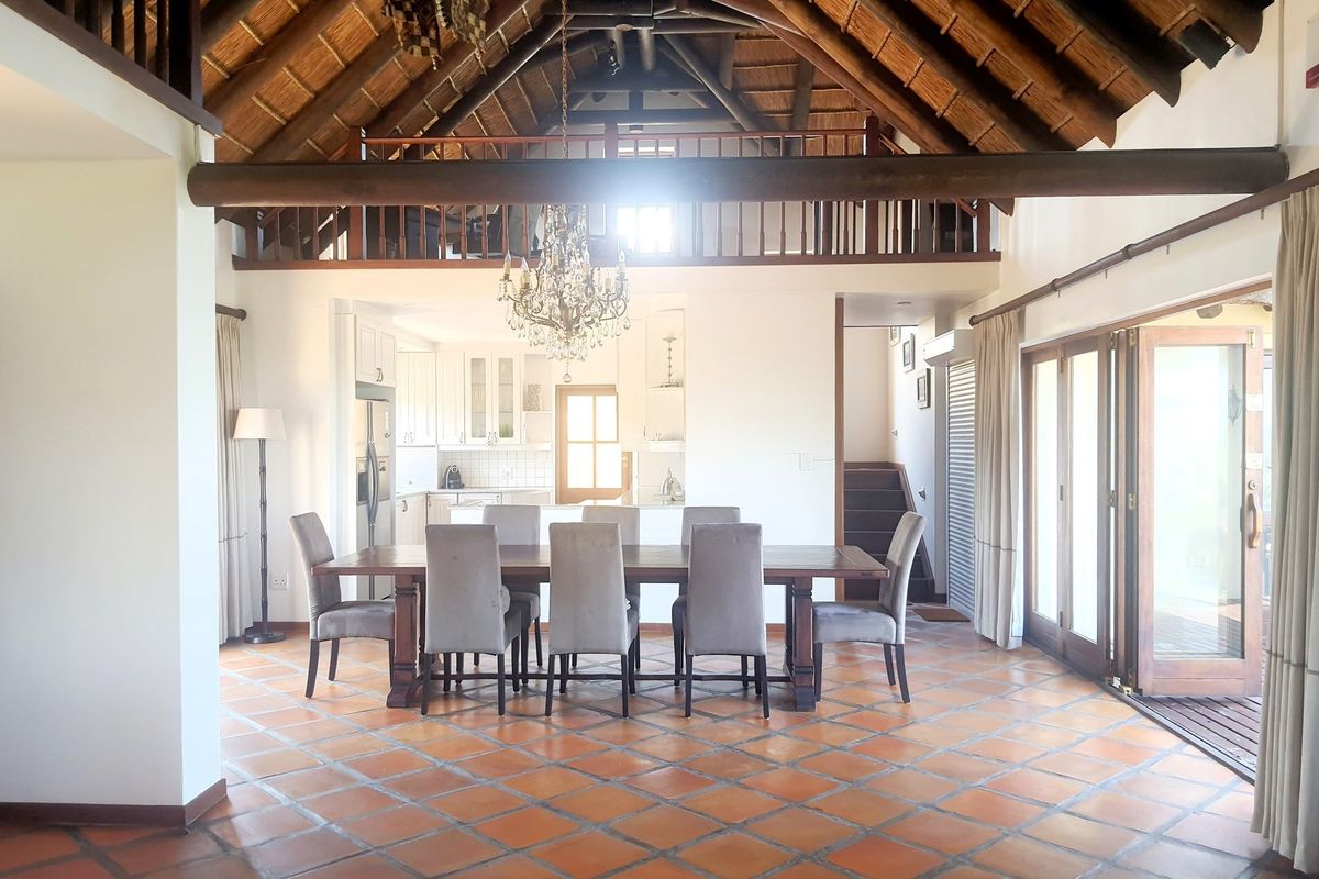 Elegant Eco-Estate Home in Western Cape. Close to Iconic Mossel Bay - Photo 5