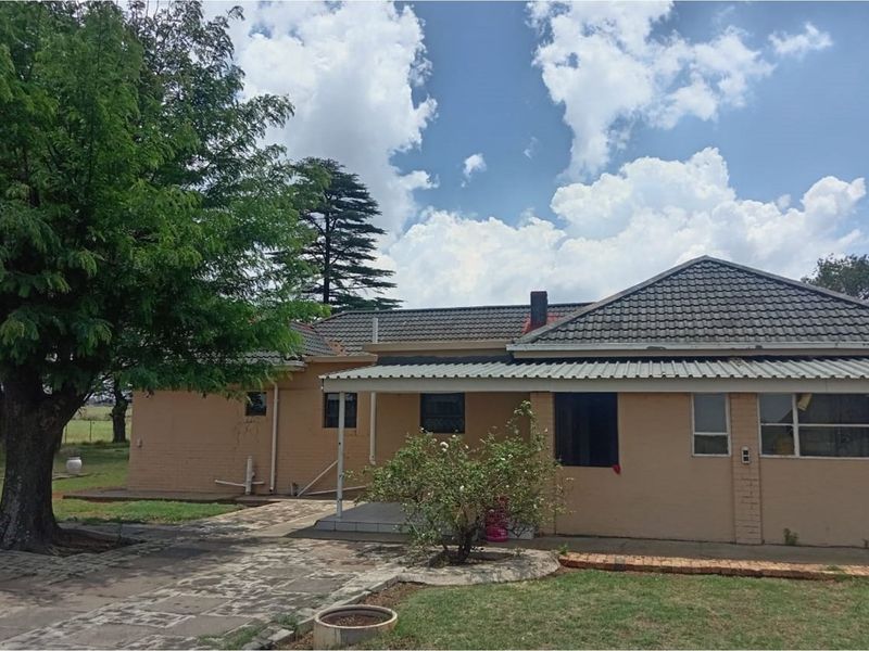 Charming Farmhouse Retreat in Witkop Meyerton Awaits You - Photo 1
