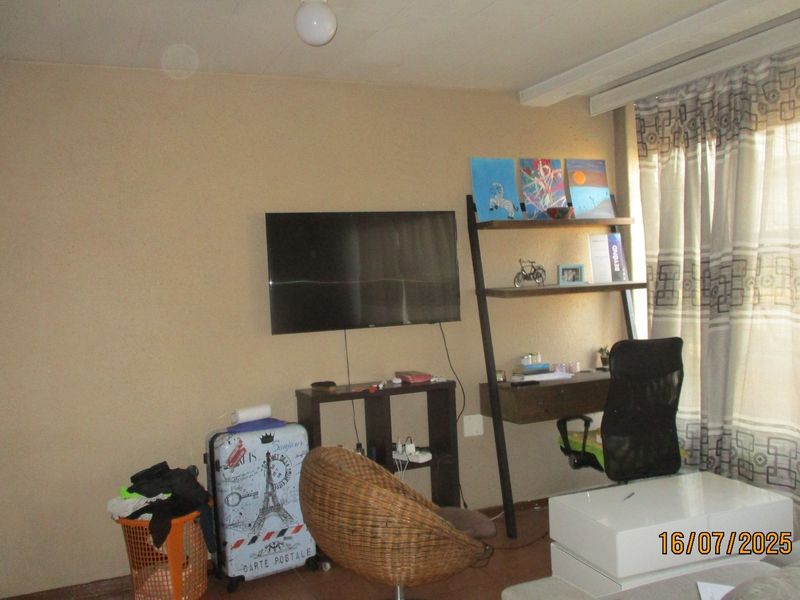1-Bed Apartment for sale in Kempton Park CBD - Photo 9