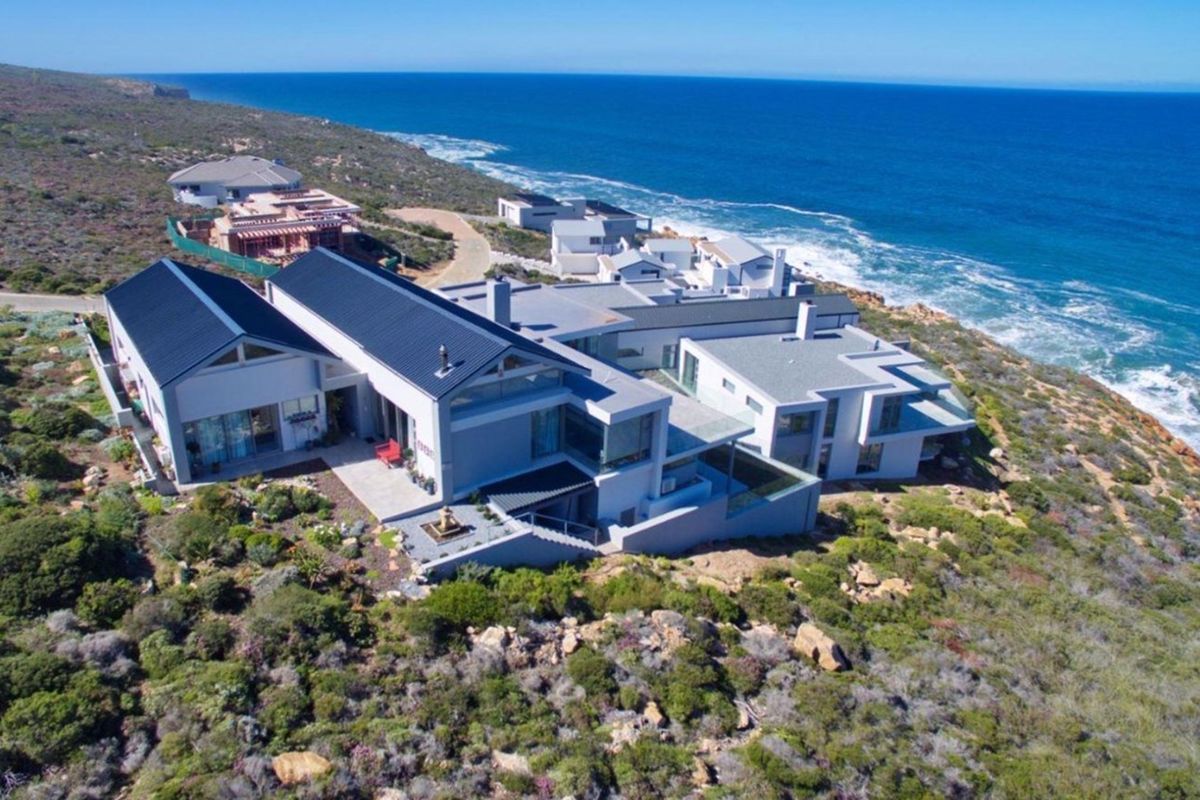 Elegant Home with Ocean, Cliff and Greenbelt Views! - Photo 5