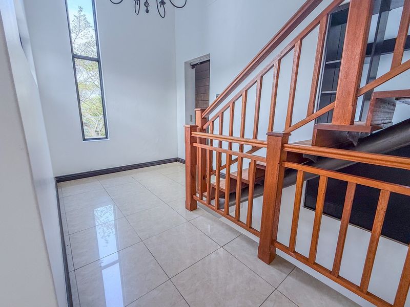 Family Living Meets Coastal Charm in Dunkirk Estate, Salt Rock - 4 bed 3.5 Bath home for sale - Photo 8