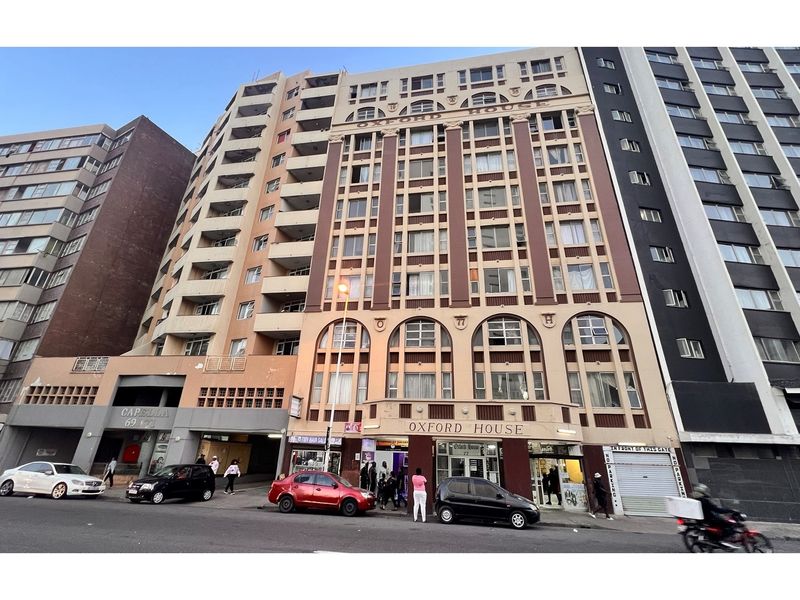 Charming Bachelor Apartment in South Beach for Sale - Photo 2