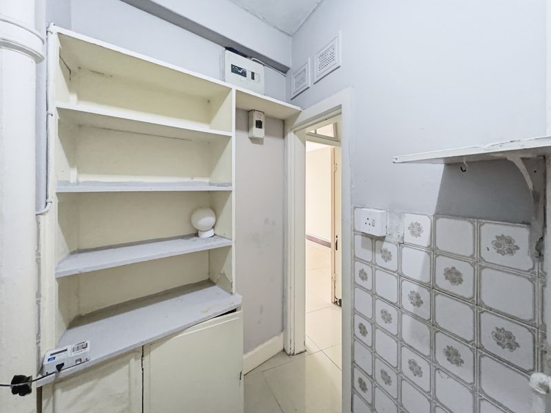 Charming Bachelor Apartment in South Beach for Sale - Photo 9