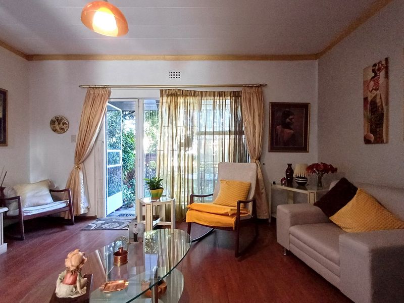 Charming 2-Bedroom Townhouse For Sale in Primrose - Photo 9