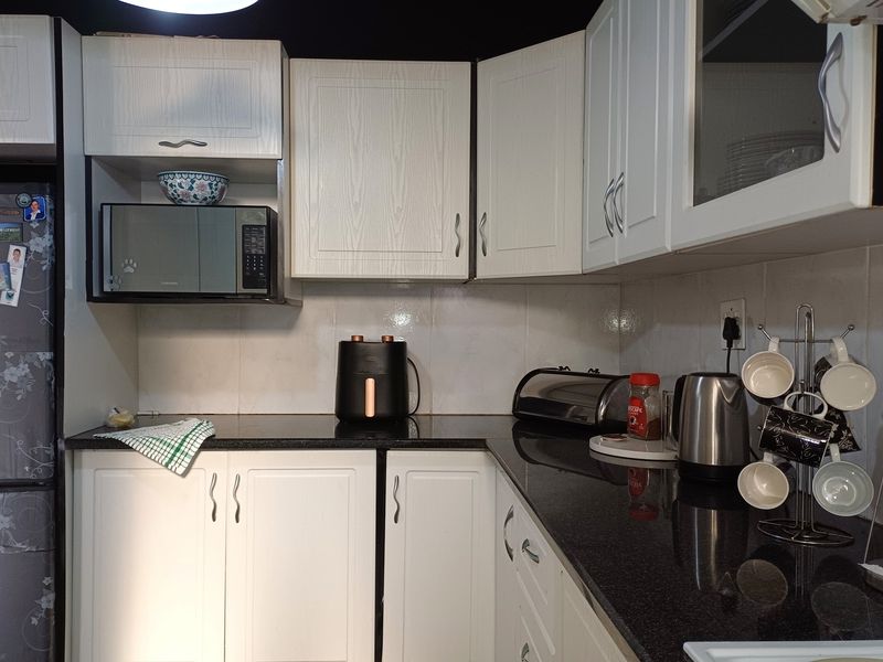 Charming 2-Bedroom Townhouse For Sale in Primrose - Photo 7