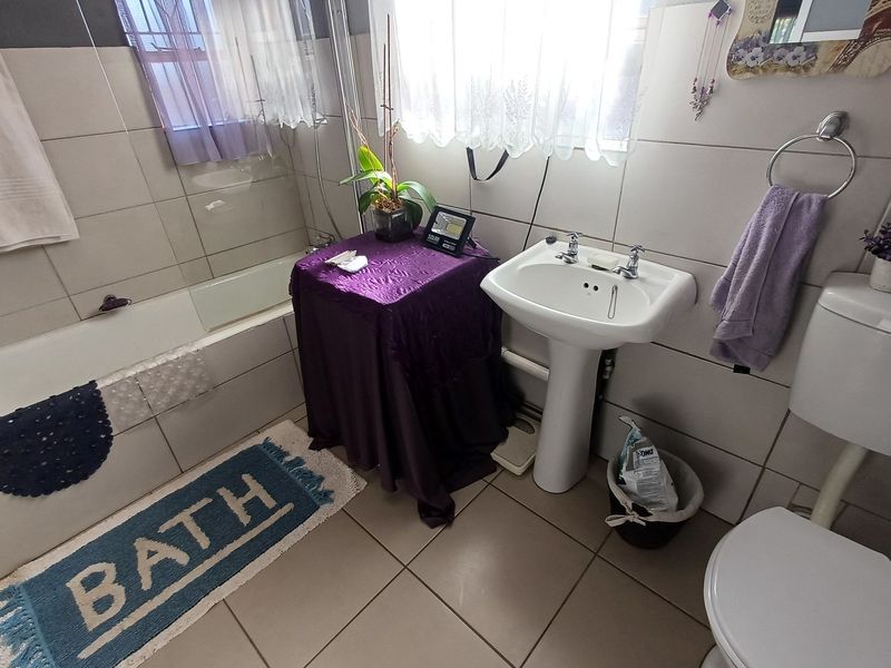 Charming 2-Bedroom Townhouse For Sale in Primrose - Photo 10