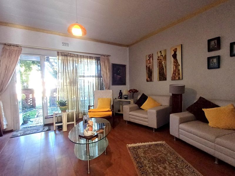 Charming 2-Bedroom Townhouse For Sale in Primrose - Photo 8