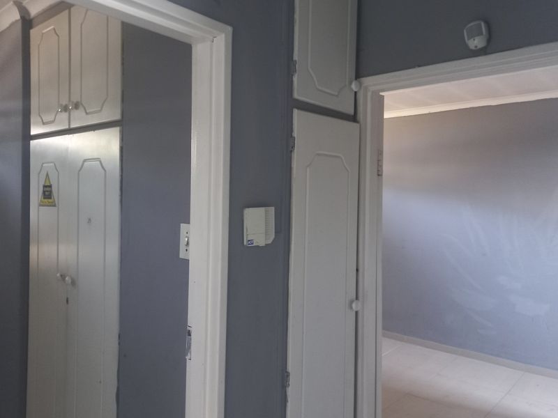 FAMILY HOUSE - Photo 6