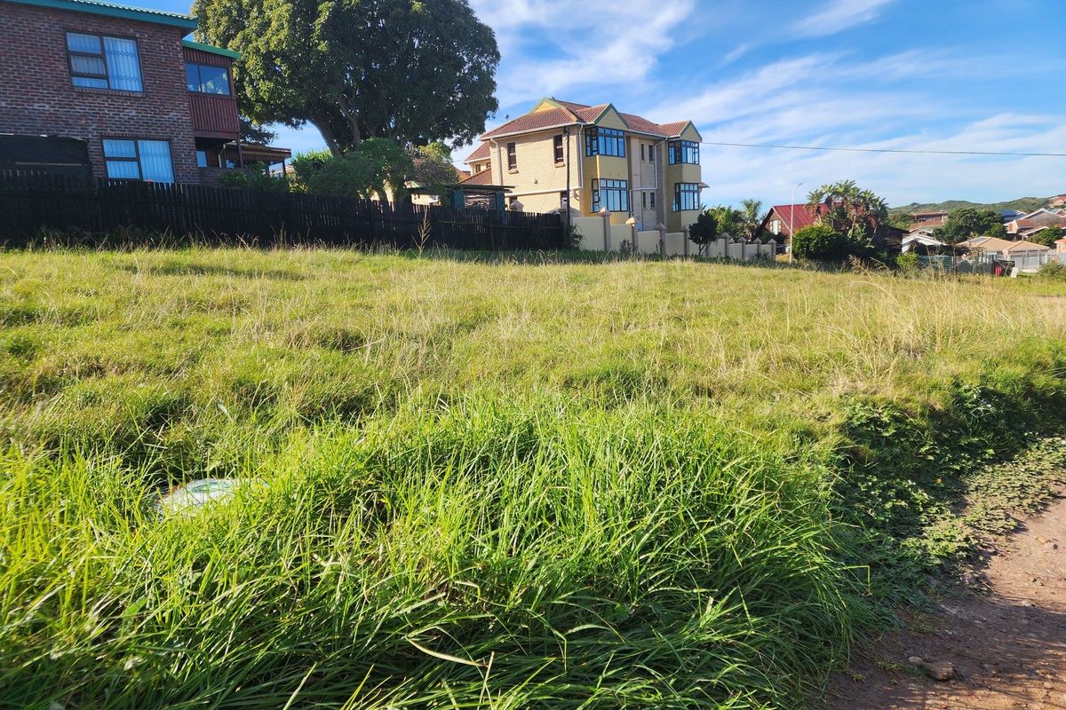 Large plot in Aston Bay - Photo 4