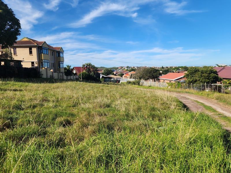 Large plot in Aston Bay - Photo 3