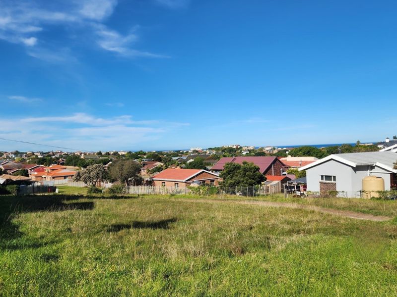 Large plot in Aston Bay - Photo 2