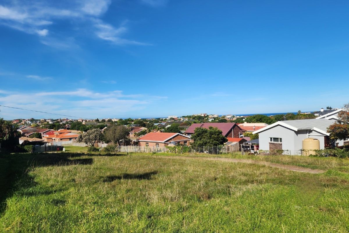 Large plot in Aston Bay - Photo 2