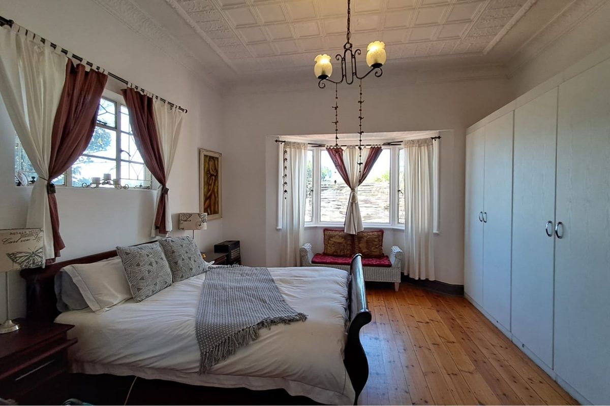 Charming Family Home! - Photo 3