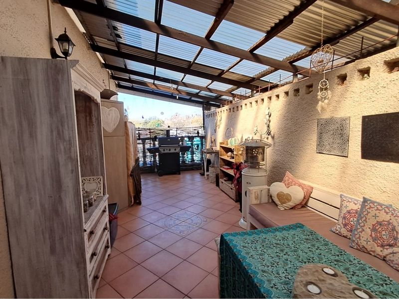 Charming Family Home! - Photo 10