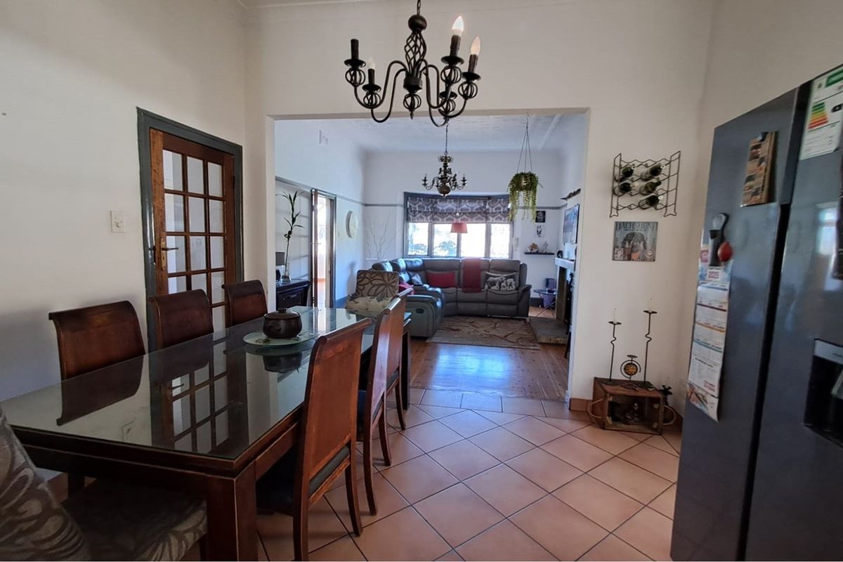 Charming Family Home! - Photo 5