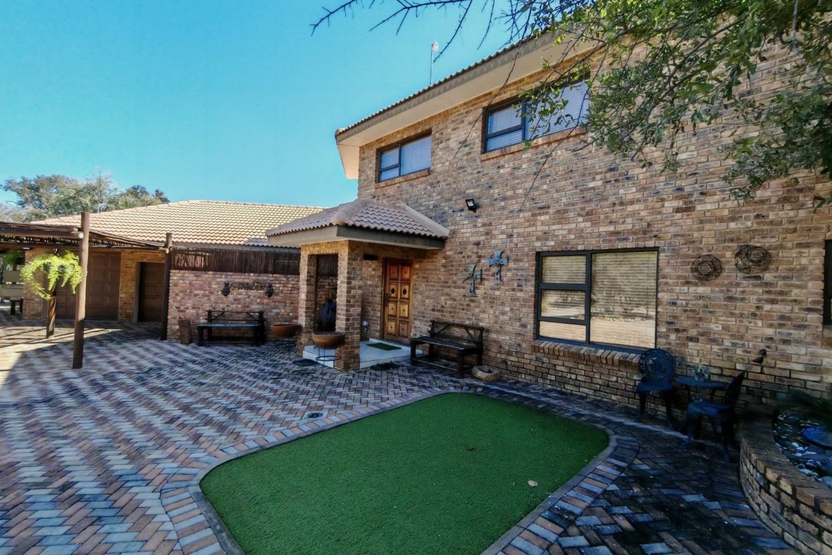 Exceptional full-title 5-bedroom family home For Sale in Shona Langa Nature Estate - Photo 3