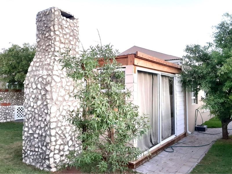 COTTAGE TO LET FOR ELDERY PERSON IN A HOME AWAY FROM HOME:  COUNTRY CLUB:  LANGEBAAN - Photo 2