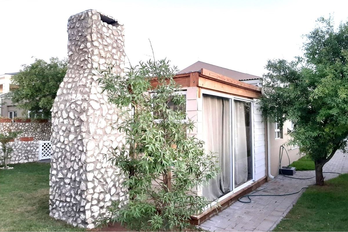 COTTAGE TO LET FOR ELDERY PERSON IN A HOME AWAY FROM HOME:  COUNTRY CLUB:  LANGEBAAN - Photo 2