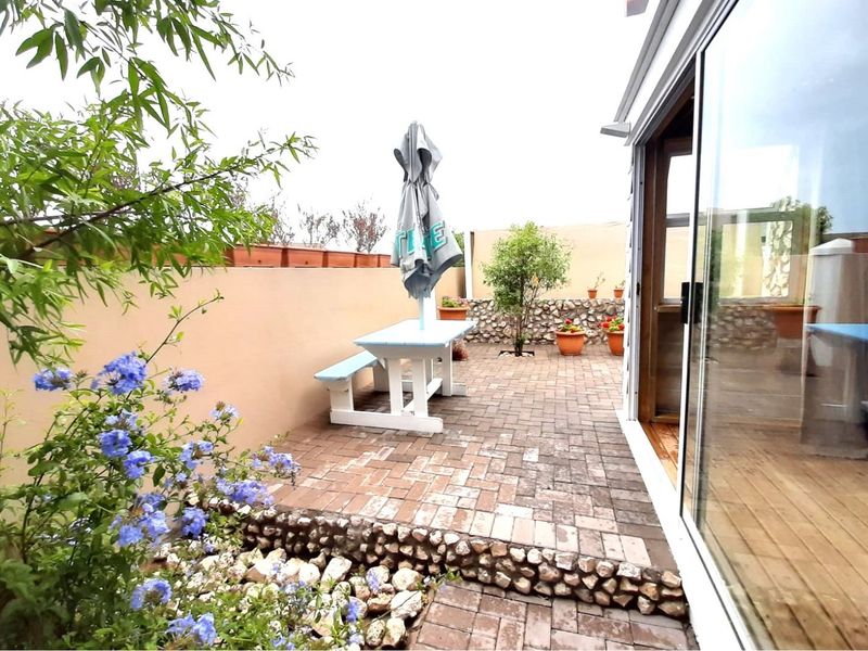 COTTAGE TO LET FOR ELDERY PERSON IN A HOME AWAY FROM HOME:  COUNTRY CLUB:  LANGEBAAN - Photo 3