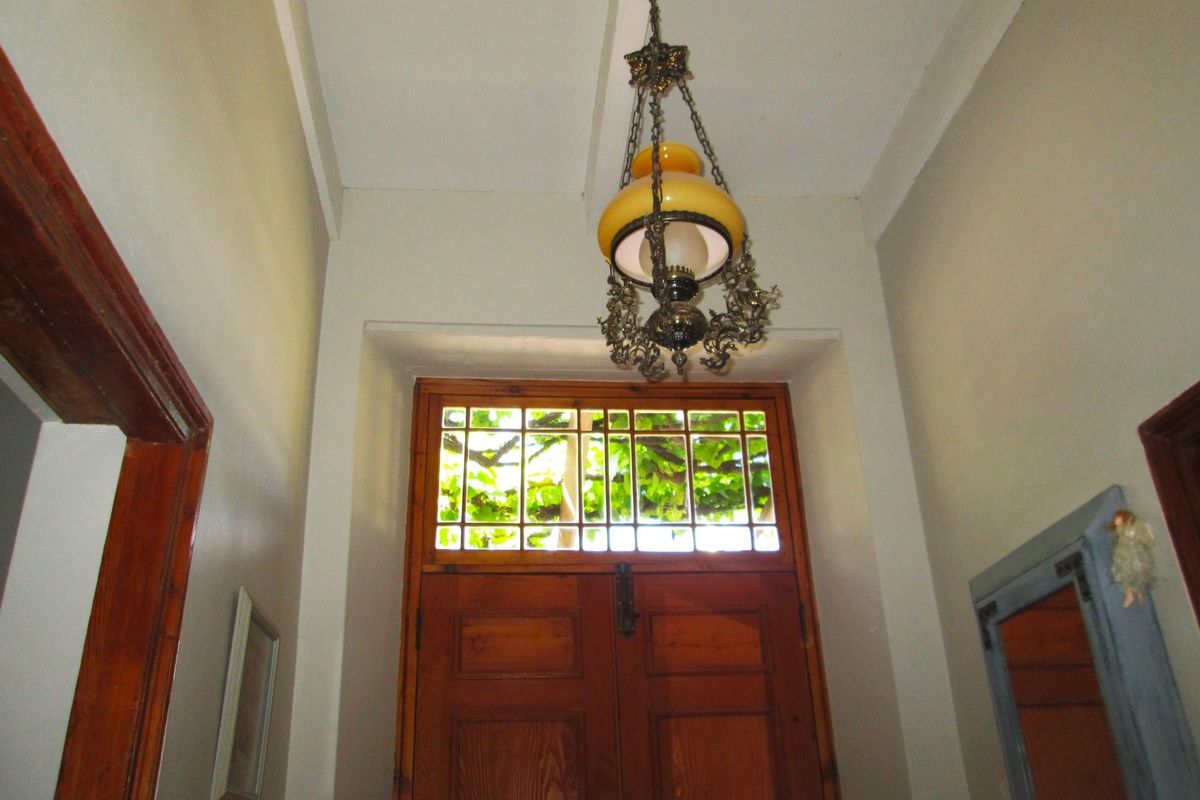 EXCLUSIVE HOUSE OF ROSELEIGH - Photo 3