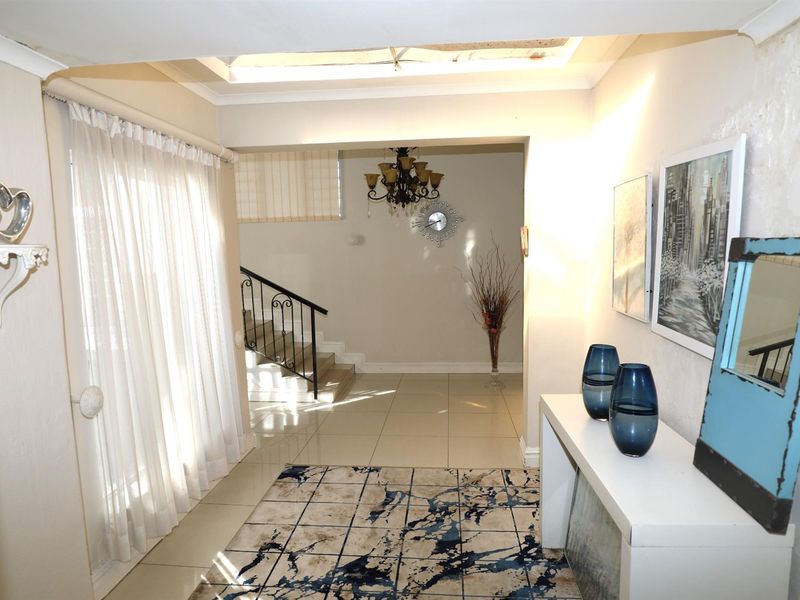 4Bedroom house for sale in Padfield Park - Photo 8