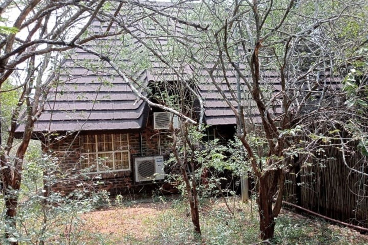 House Under Offer in Marloth Park - Photo 3