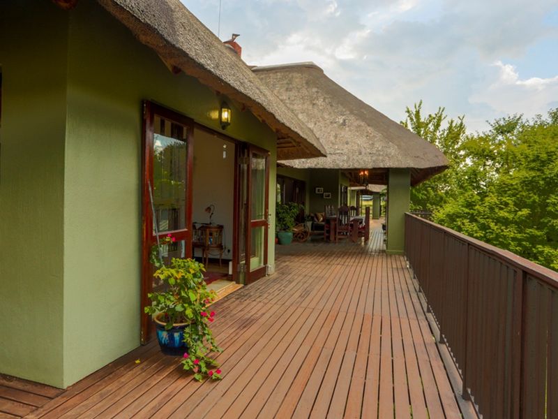 5 Bedroom House for Sale in Popular Letamo Game Estate close to Krugersdorp in Cradle of Humankind - Photo 9