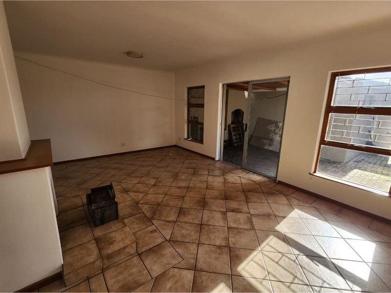 Modern Elegance Awaits At This Spacious Home! - Photo 5