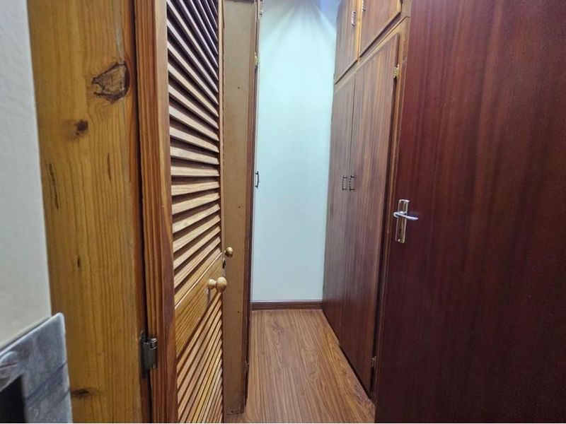 Well Priced Home In Superb Convenient Location With A Functional Family Home - Photo 9