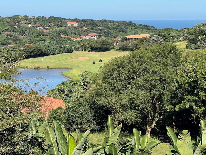 Zimbali Townhouse Overlooking the Golf Course with Distant Sea Views - Photo 3