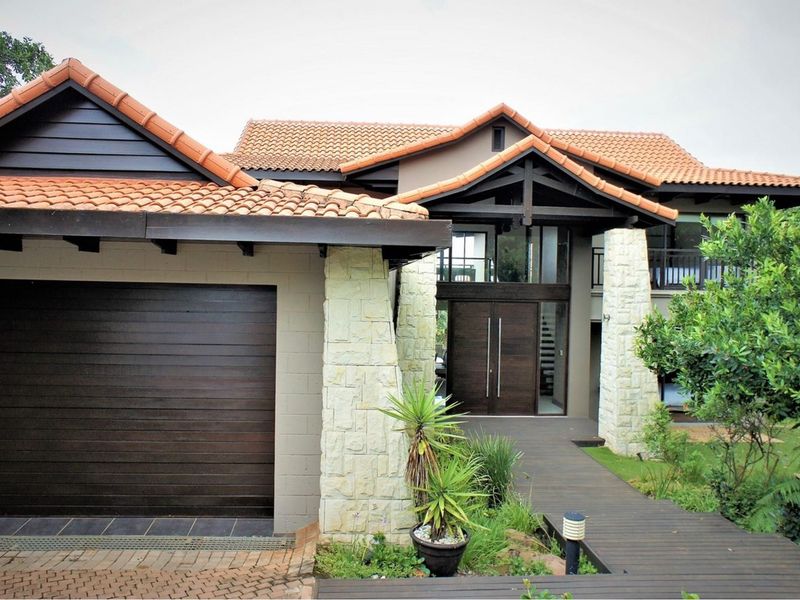Zimbali Townhouse Overlooking the Golf Course with Distant Sea Views - Photo 2
