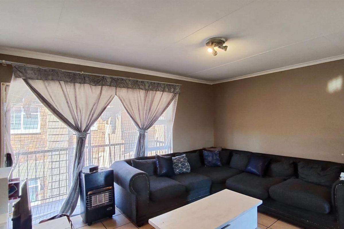 Affordable 2-Bed Gem in Witfield: Ideal Investment - Photo 4