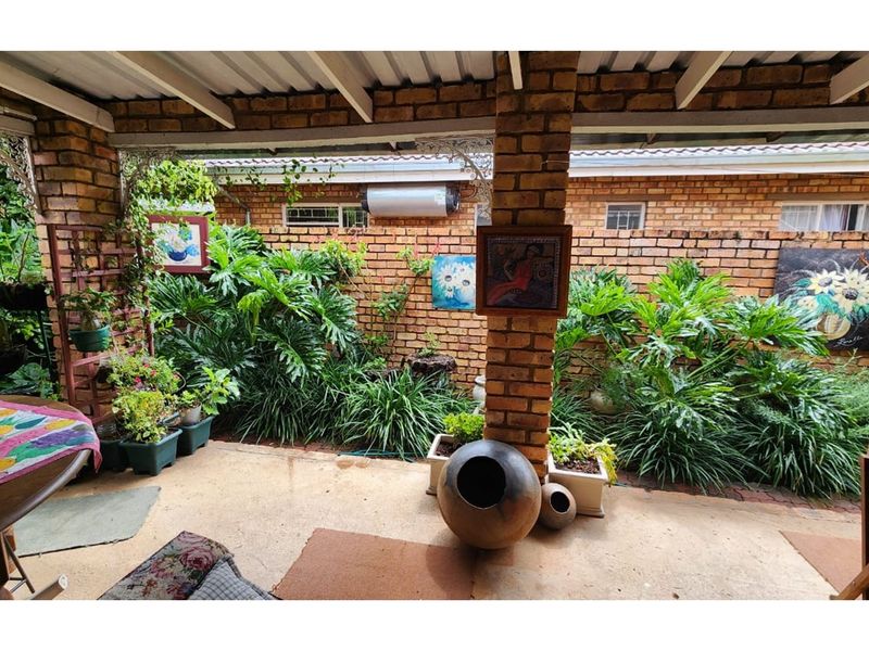 Charming Home in Bela-Bela - Ideal Location Near Warmbad High School! - Photo 10
